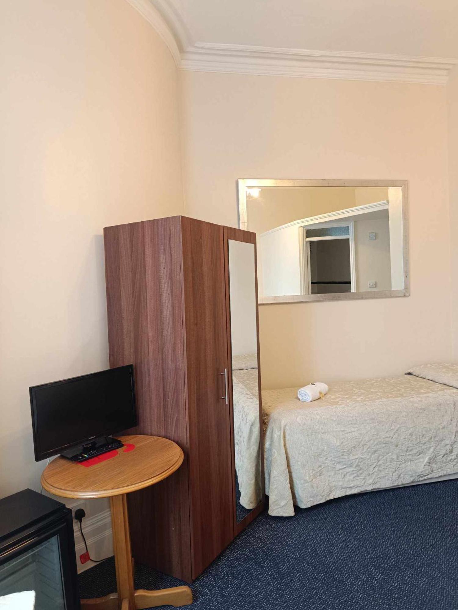 St Simeon Hotel London Room photo